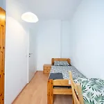 Privatzimmer, Robert Frank Ranshofen - Braunau * 브라우나우 암 인