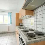 Privatzimmer, Robert Frank Ranshofen - Braunau