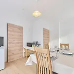 Privatzimmer, Robert Frank Ranshofen - Braunau