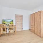 홈스테이 Privatzimmer, Robert Frank Ranshofen - Braunau