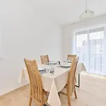 Privatzimmer, Robert Frank Ranshofen - Braunau *