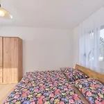 Privatzimmer, Robert Frank Ranshofen - Braunau 홈스테이 *