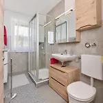 Privatzimmer, Robert Frank Ranshofen - Braunau 브라우나우 암 인