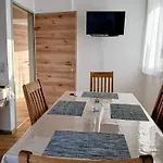 Privatzimmer, Robert Frank Ranshofen - Braunau *