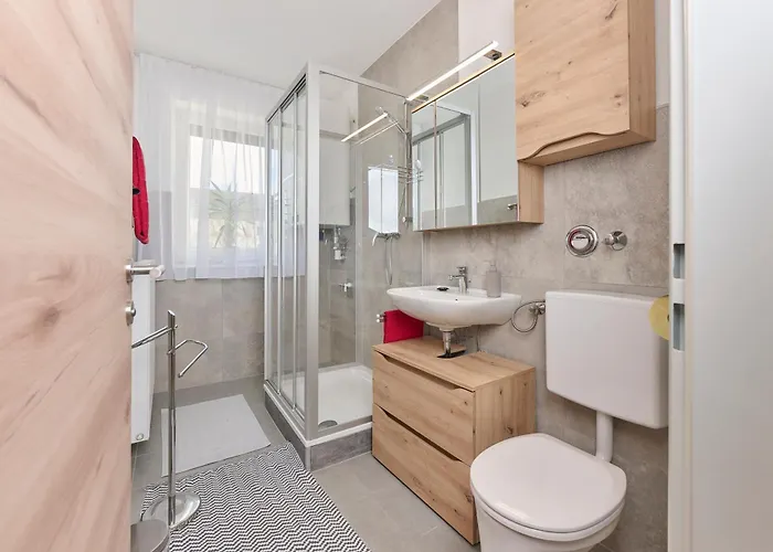 Privatzimmer, Robert Frank Ranshofen - Braunau Braunau am Inn