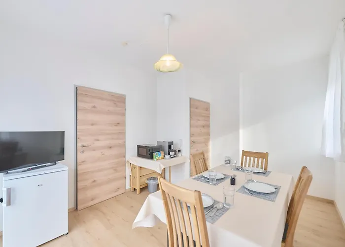 Privatzimmer, Robert Frank Ranshofen - Braunau Ubytování v soukromí