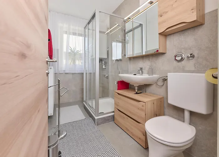 Privatzimmer, Robert Frank Ranshofen - Braunau Ubytování v soukromí Braunau am Inn